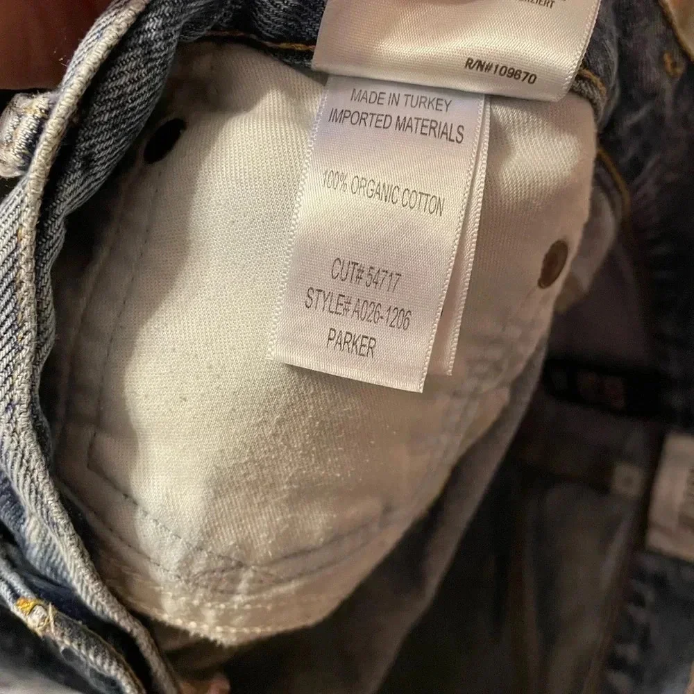 AGOLDE PARKER DENIM DISTRESSED SHORTS